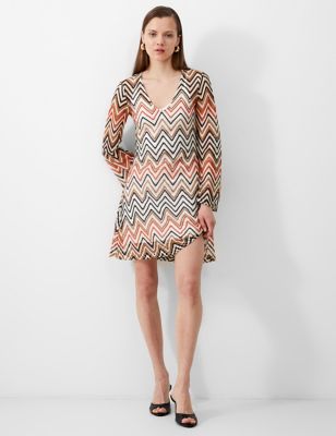 French Connection Womens Textured Zig Zag Scoop Neck Mini Shift Dress - Multi, Multi